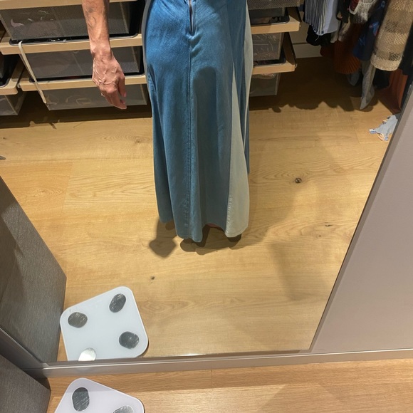 NWT! 🌼 “Love The Label” by Anthropologie Denim Patch Skirt! - Picture 4 of 7